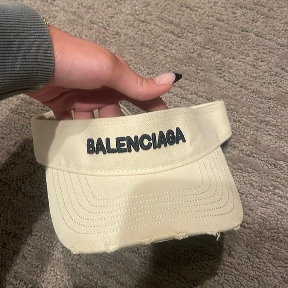 Tan Balenciaga visor - Picture 1 of 2